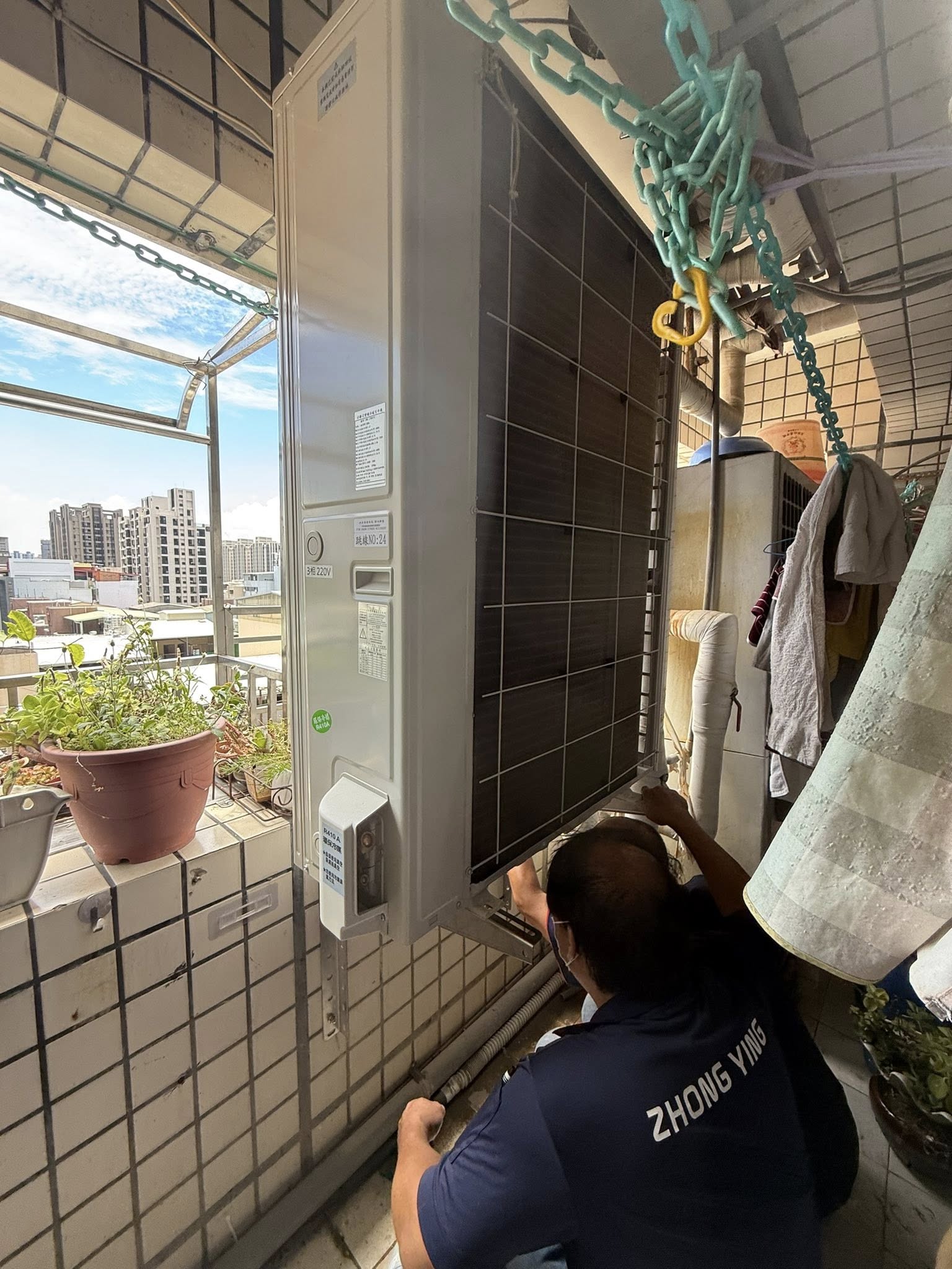 Read more about the article 長照中心安裝落地式變頻冷氣
